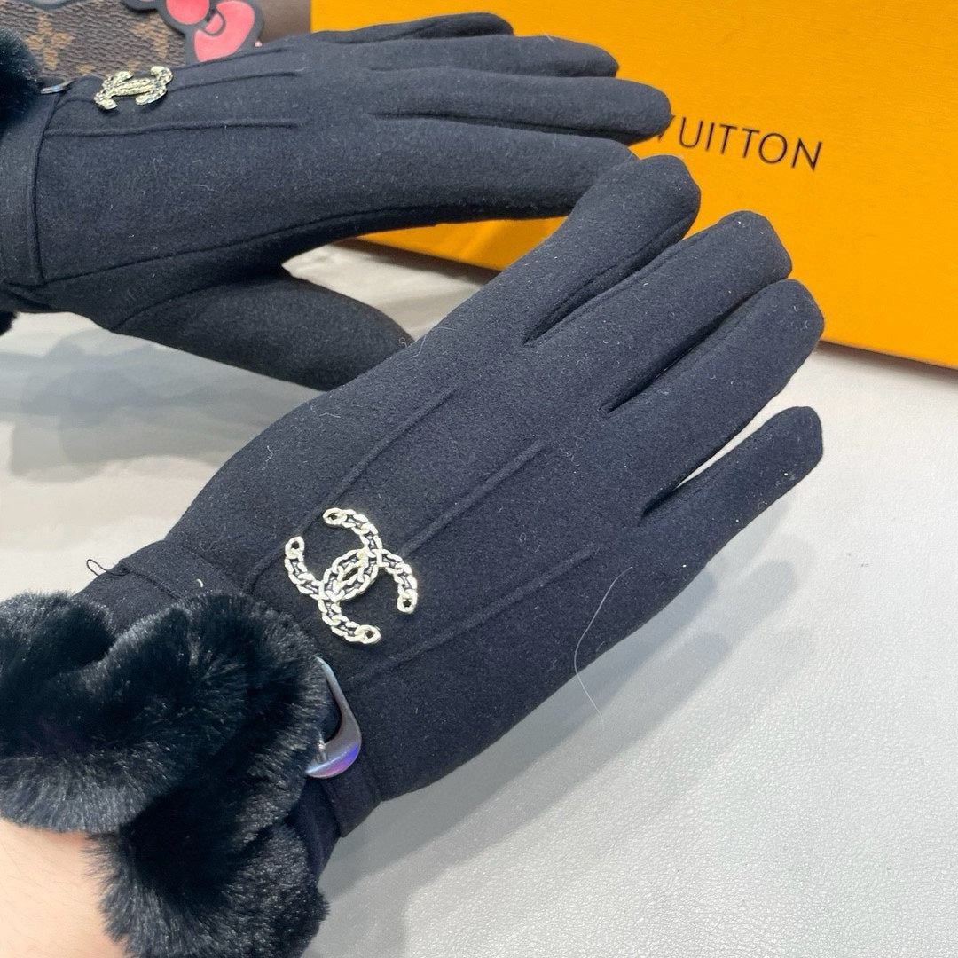 GLOVES IN BLACK WOOL WITH RABBIT FUR 458521 mysite