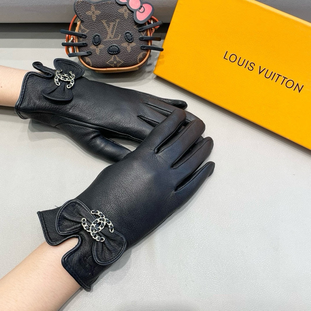 GLOVES IN BLACK LAMBSKIN 462395 mysite