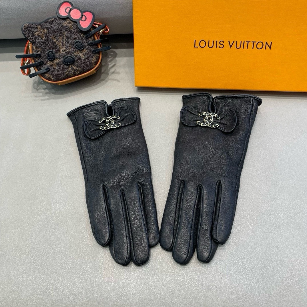 GLOVES IN BLACK LAMBSKIN 462395 mysite