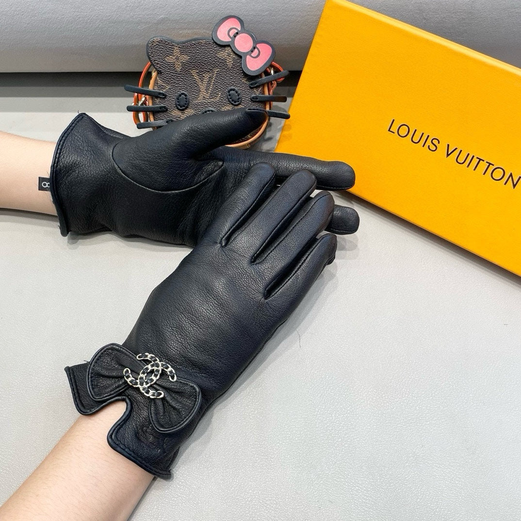 GLOVES IN BLACK LAMBSKIN 462395 mysite