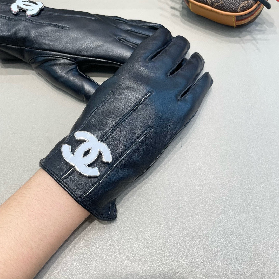 GLOVES IN BLACK LAMBSKIN WITH WHITE LOGO 462412 mysite