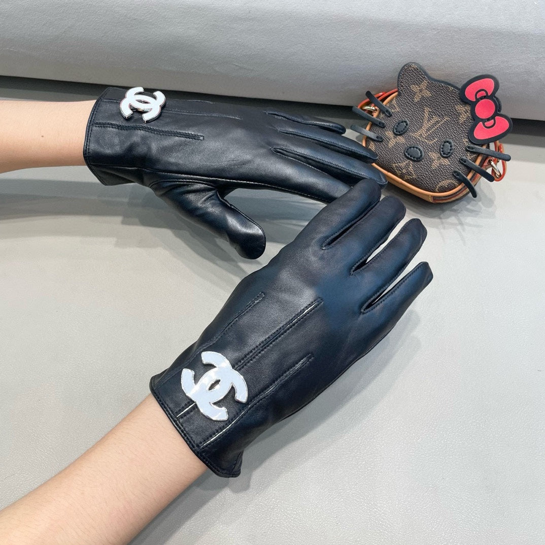 GLOVES IN BLACK LAMBSKIN WITH WHITE LOGO 462412 mysite