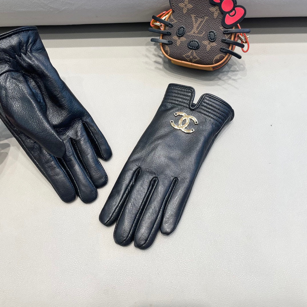 GLOVES IN BLACK LAMBSKIN WITH GOLD LOGO 462414 mysite