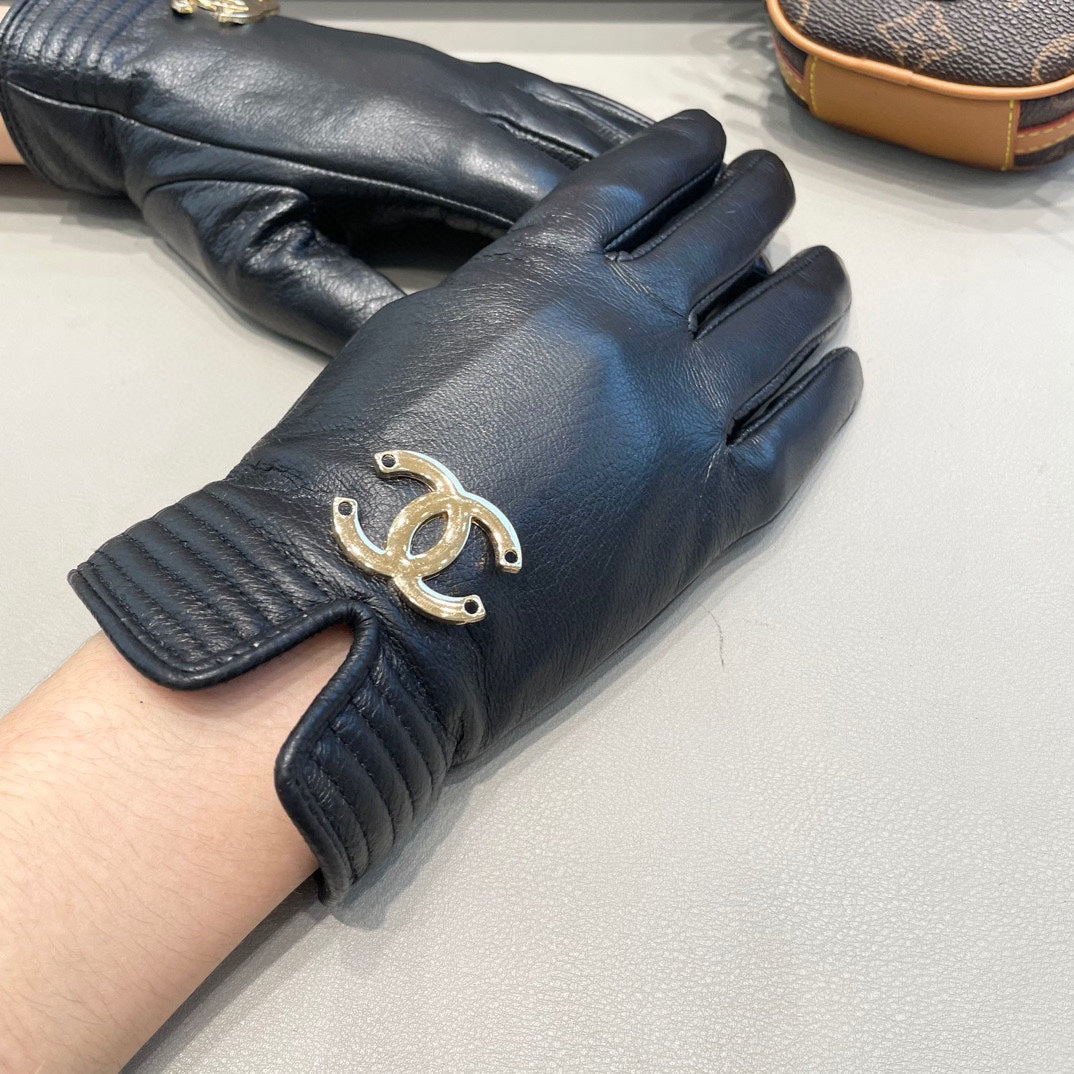 GLOVES IN BLACK LAMBSKIN WITH GOLD LOGO 462414 mysite