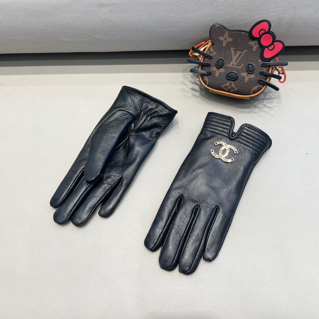 GLOVES IN BLACK LAMBSKIN WITH GOLD LOGO 462414 mysite