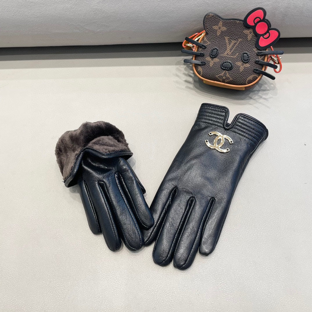 GLOVES IN BLACK LAMBSKIN WITH GOLD LOGO 462414 mysite
