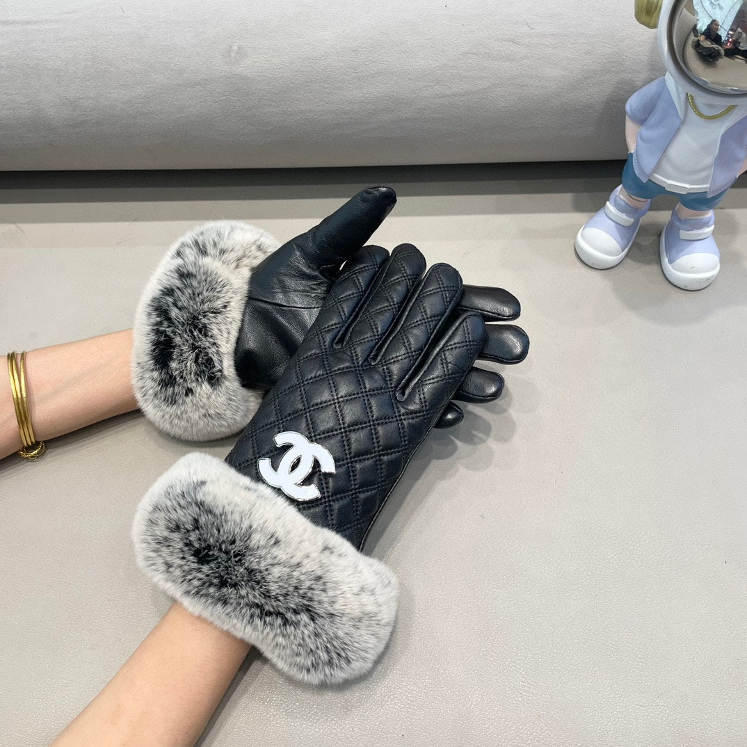 GLOVES IN BLACK LAMBSKIN WITH RABBIT FUR 463793 mysite