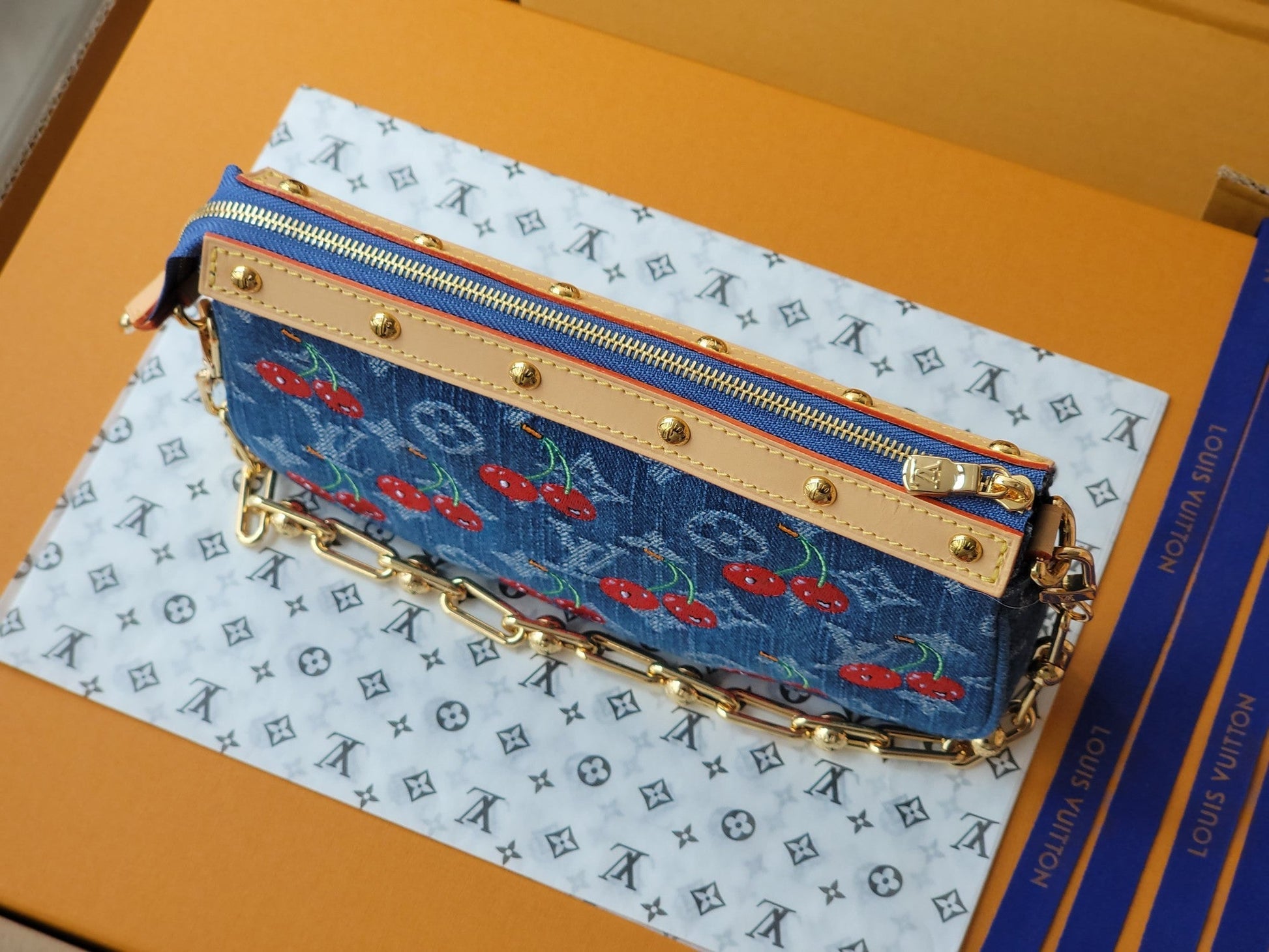 LV x TM M13994 Pochette Accessoires 22cm Blue Monogram Denim With Cherry Motif GHW mysite