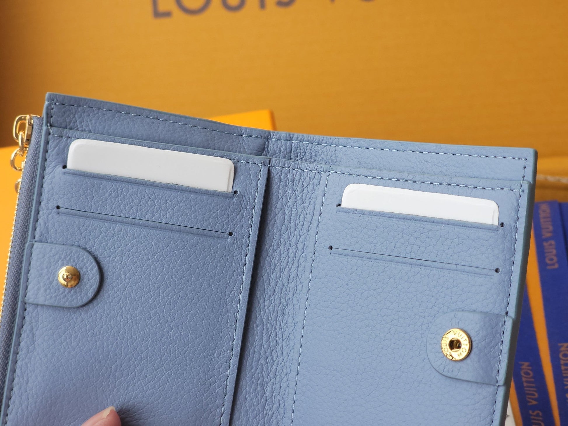 LV M14654  Lisa Wallet Blue Monogram Embossed cowhide GHW mysite