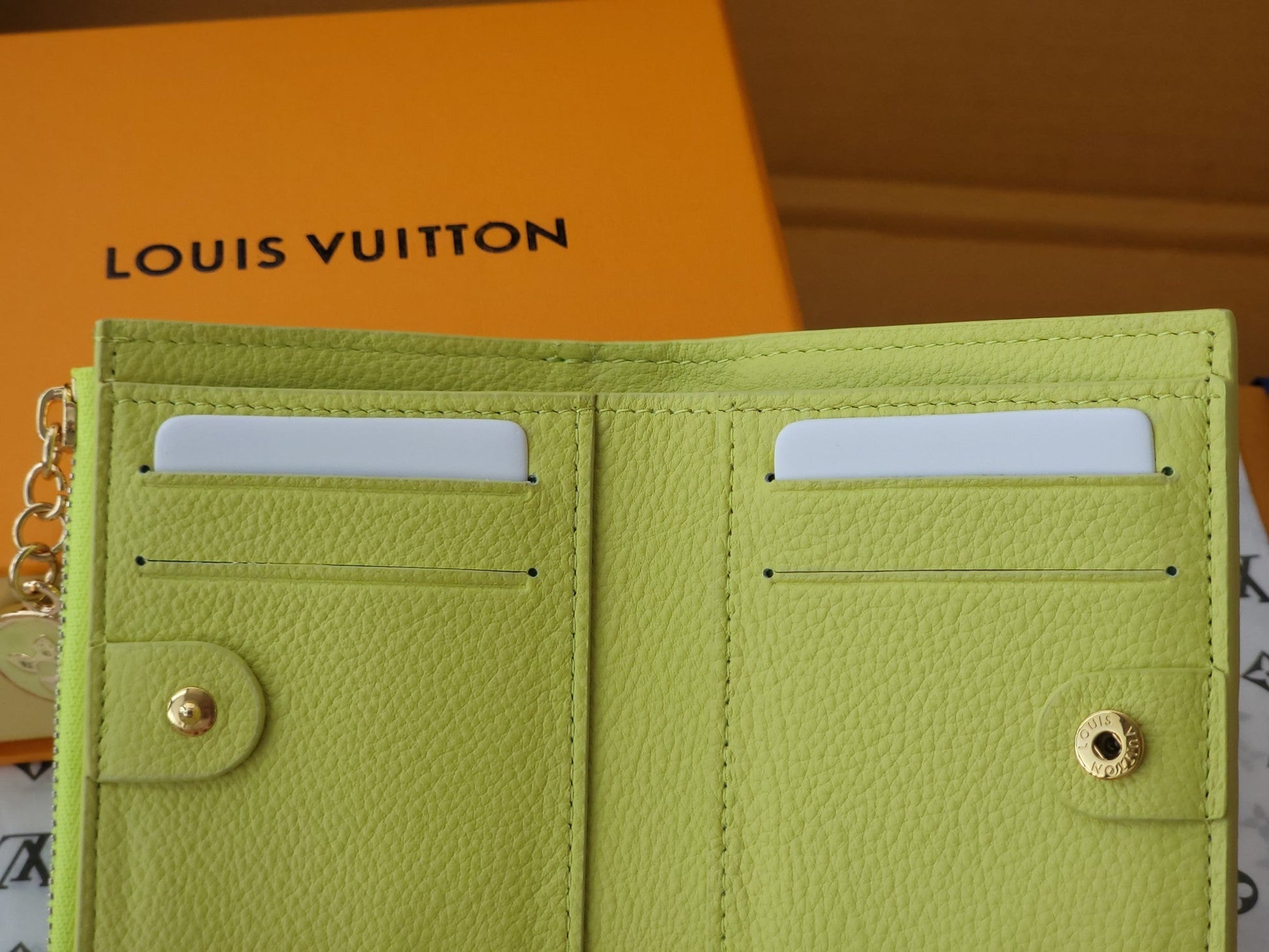 LV M14655 Lisa Wallet Light Green Monogram Embossed cowhide GHW mysite