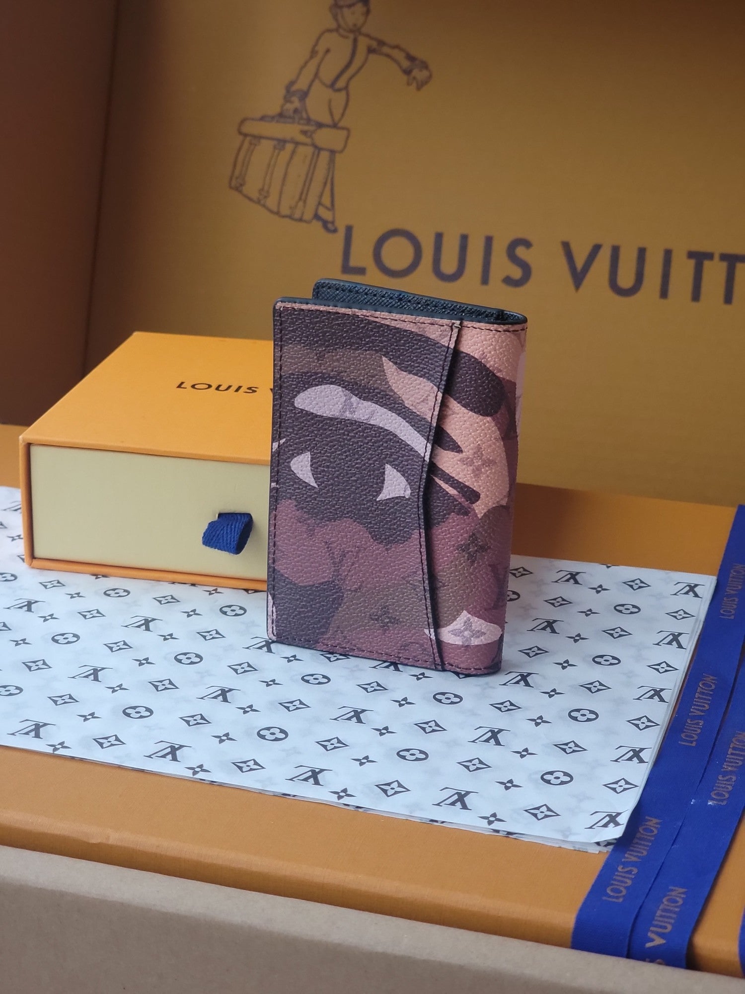 LV M82574 Faces Pocket Organizer Brown Monogram Canvas & Cowhide mysite