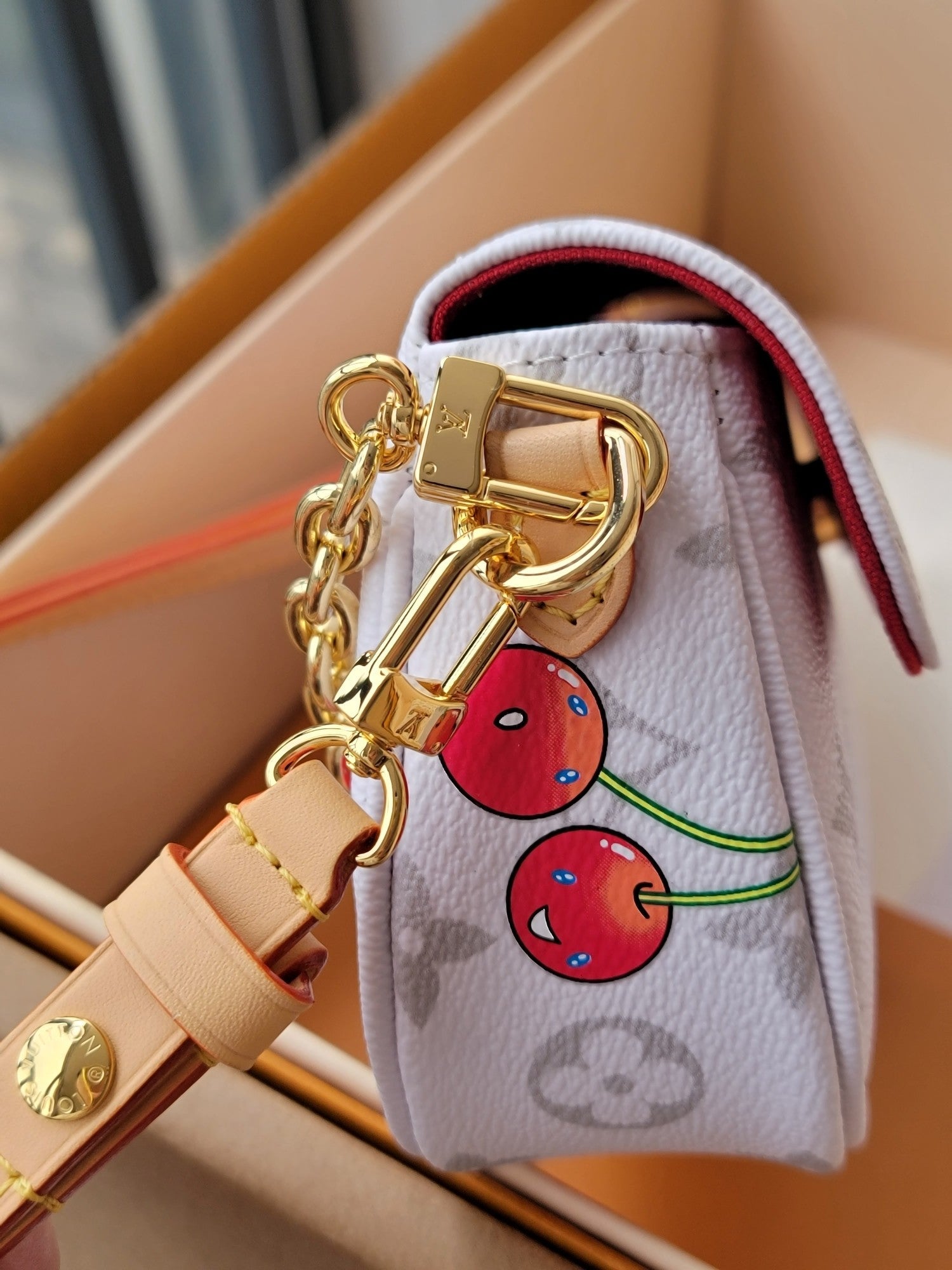 LV x TM M14239  Wallet On Chain Ivy White Monogram cherry Canvas GHW mysite