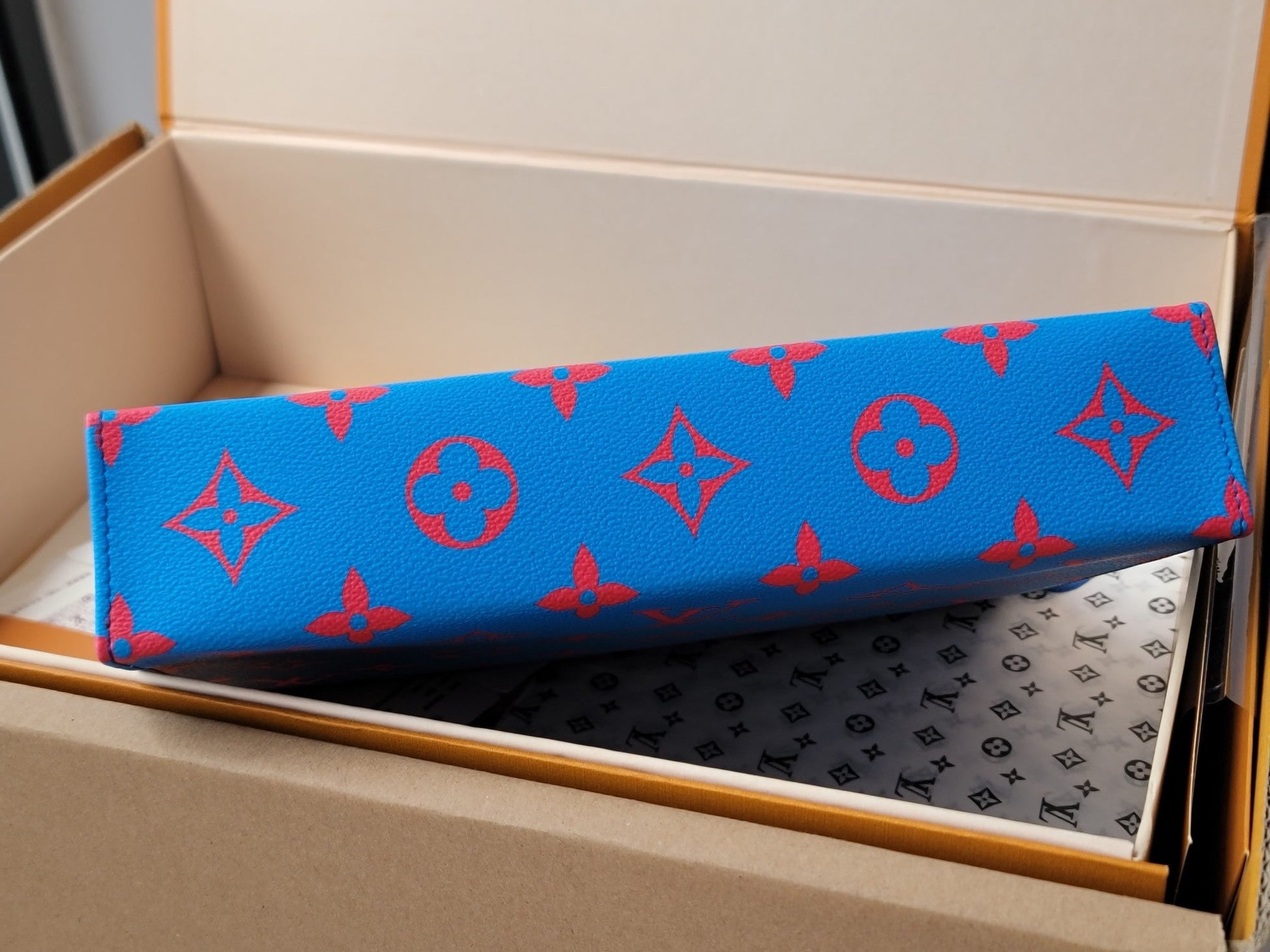 LV M14692 Pochette Voyage Blue Red Monogram Glow Canvas & Cowhide mysite