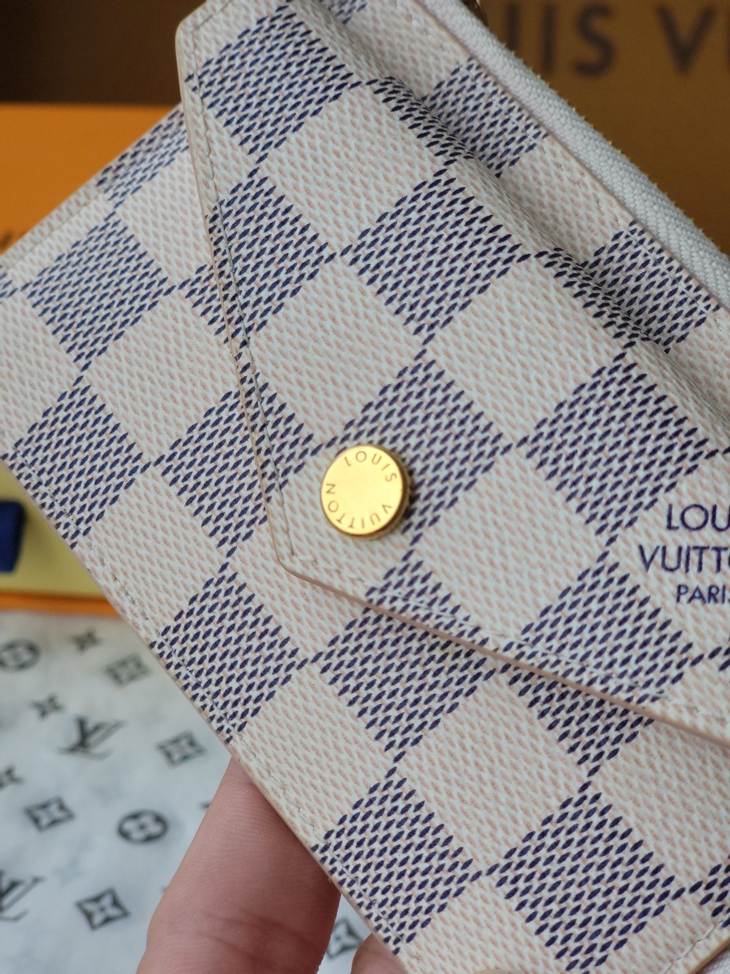 LV Card Holder Recto Verso White Damier Canvas & Cowhide GHW mysite