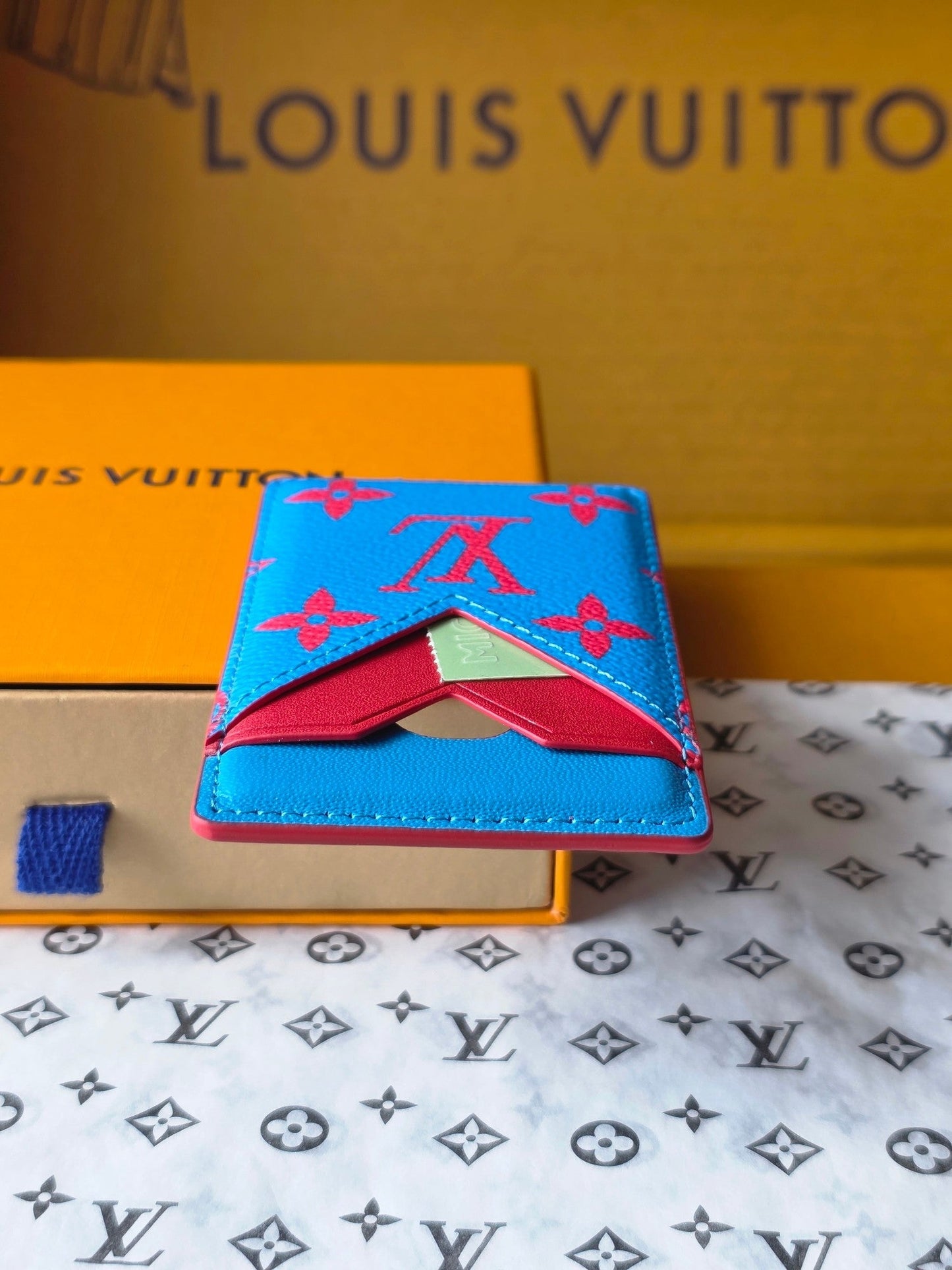 LV M15034 Porte-Cartes Magnet Blue Red Monogram Glow Canvas & Cowhide mysite