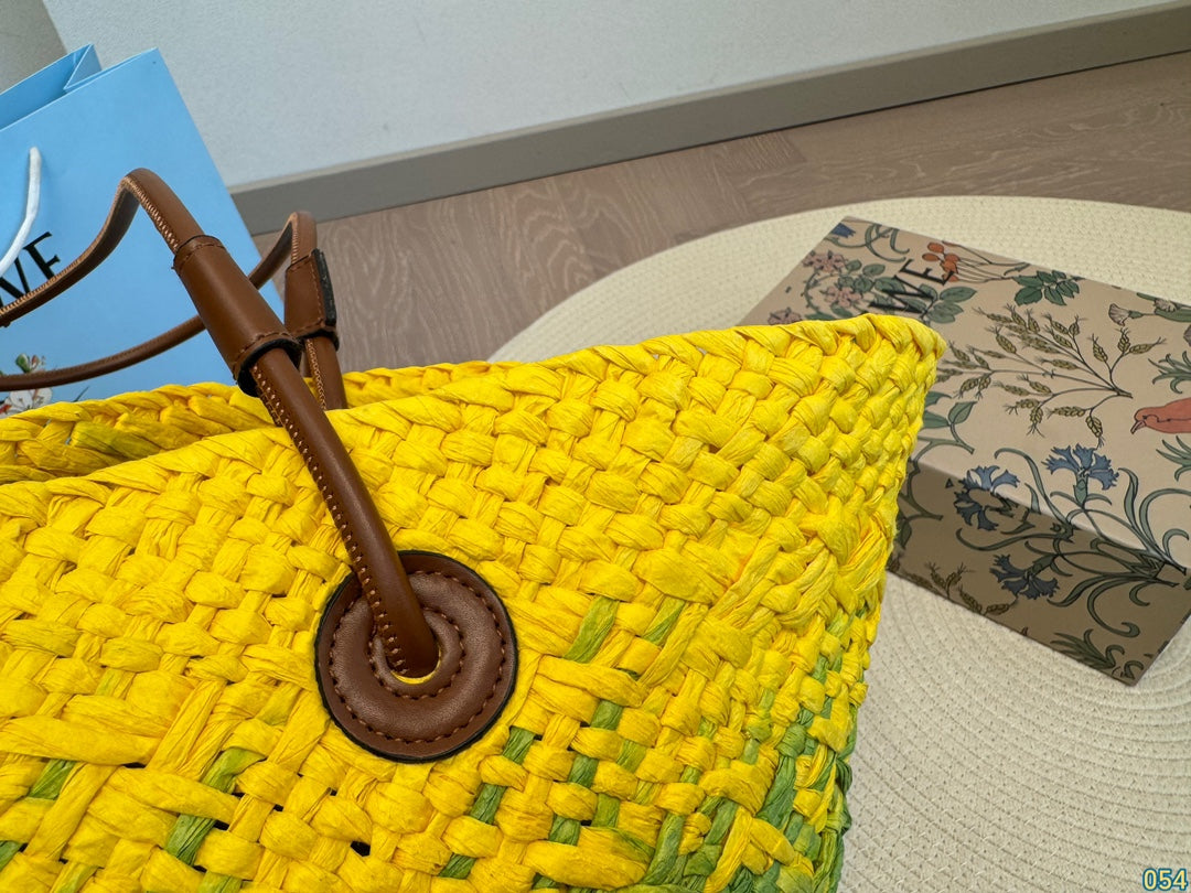 LOE SMALL ANAGRAM BASKET 28 BAG IN YELLOW MIX GREEN IRACA PALM AND CALFSKIN mysite