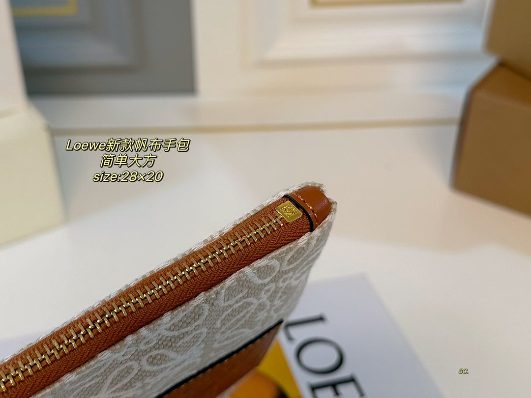 LOE 28 CLUTCH BAG IN BEIGE ANAGRAM JACQUARD mysite