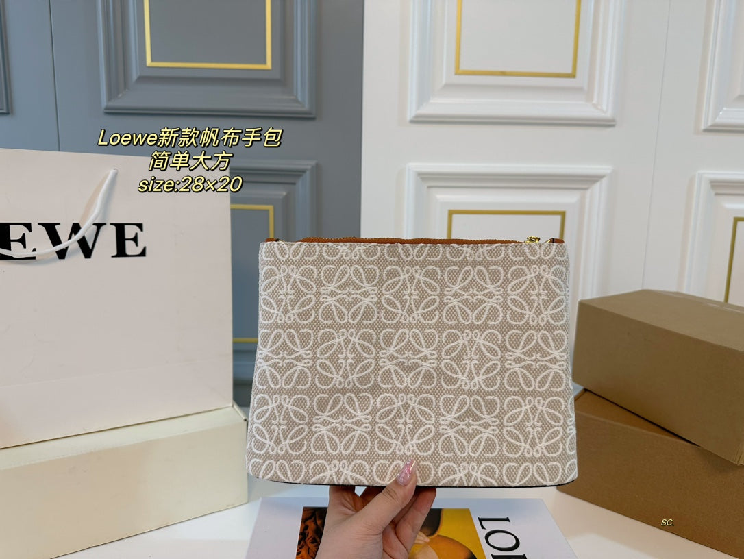 LOE 28 CLUTCH BAG IN BEIGE ANAGRAM JACQUARD mysite