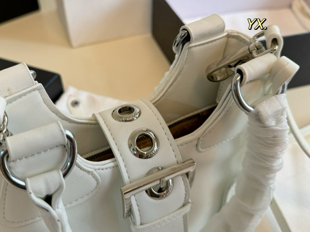 PRA 23 MOON PADDED BAG WHITE CALFSKIN WITH STRAP mysite