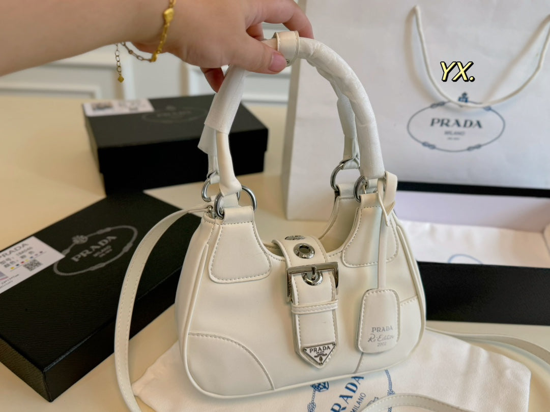 PRA 23 MOON PADDED BAG WHITE CALFSKIN WITH STRAP mysite