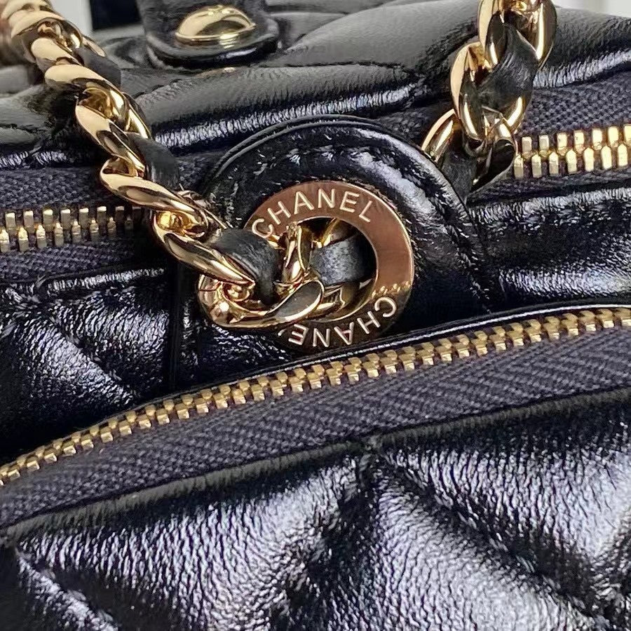 MEDIUM CAMERA BAG 23 IN BLACK LAMBSKIN GOLD HARDWARE mysite