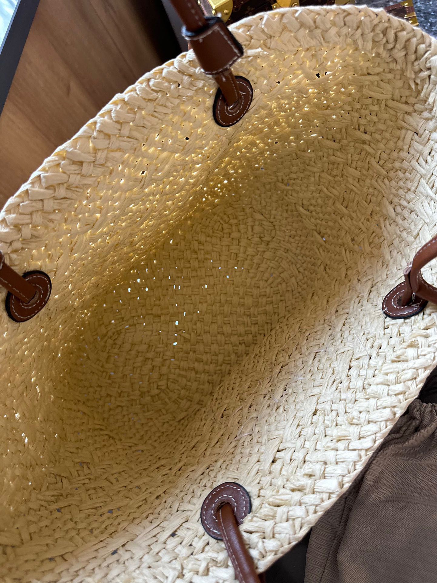 LOE SMALL ANAGRAM BASKET 28 BAG IN NATURAL MIX BROWN IRACA PALM AND CALFSKIN mysite