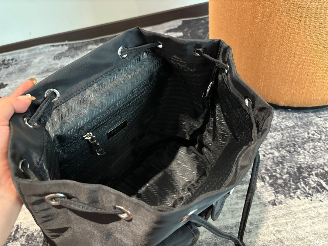 PRA 32 BACKPACK IN BLACK RE-NYLON mysite