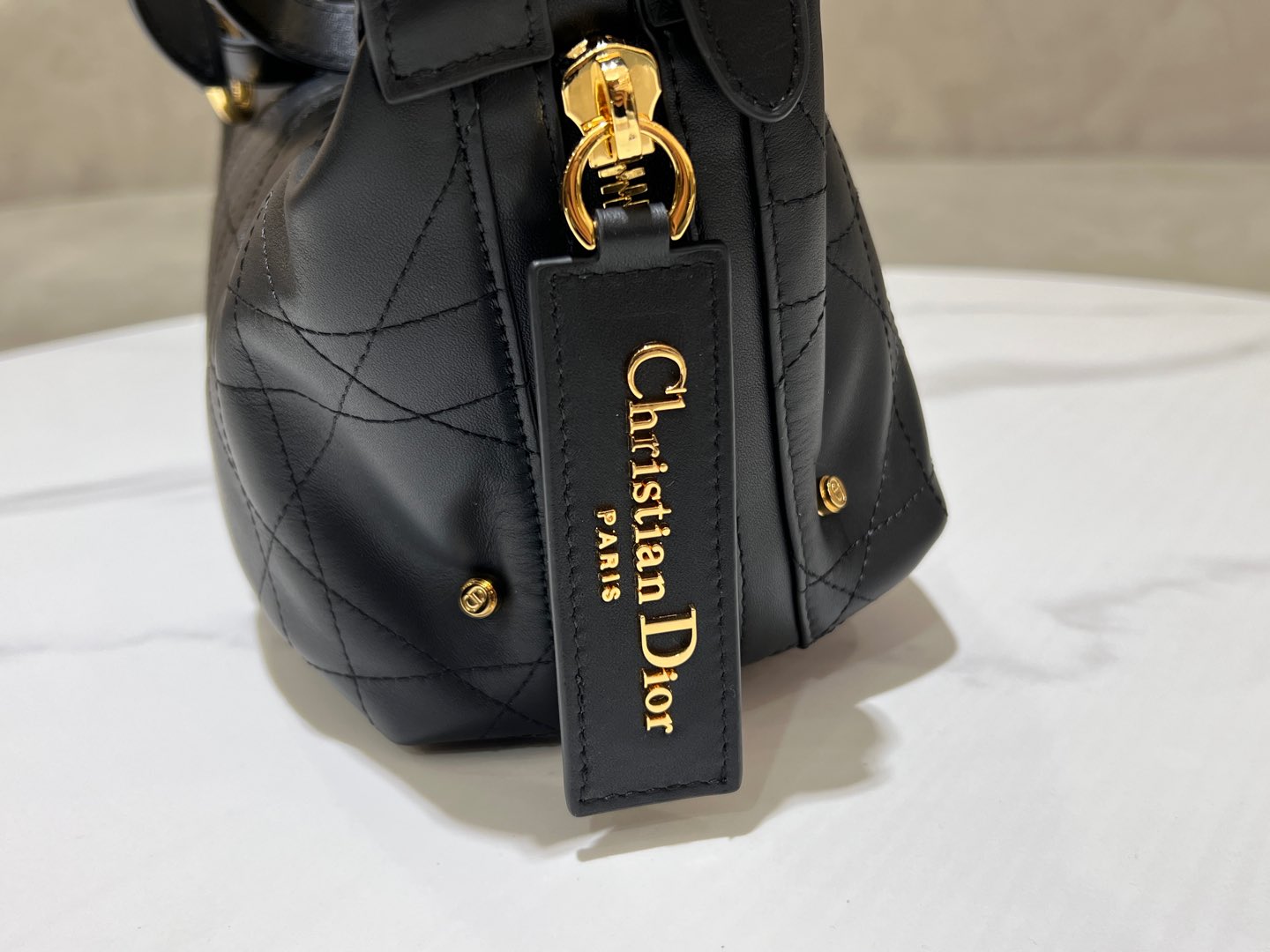 CD Wandering Bag 23 With Black Calfskin mysite