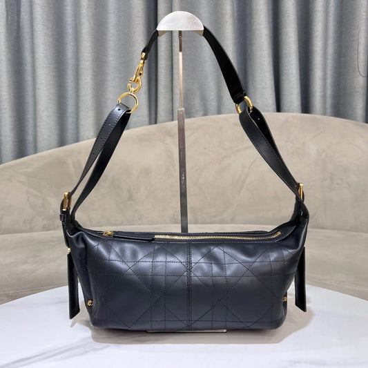 CD Wandering Bag 23 With Black Calfskin mysite