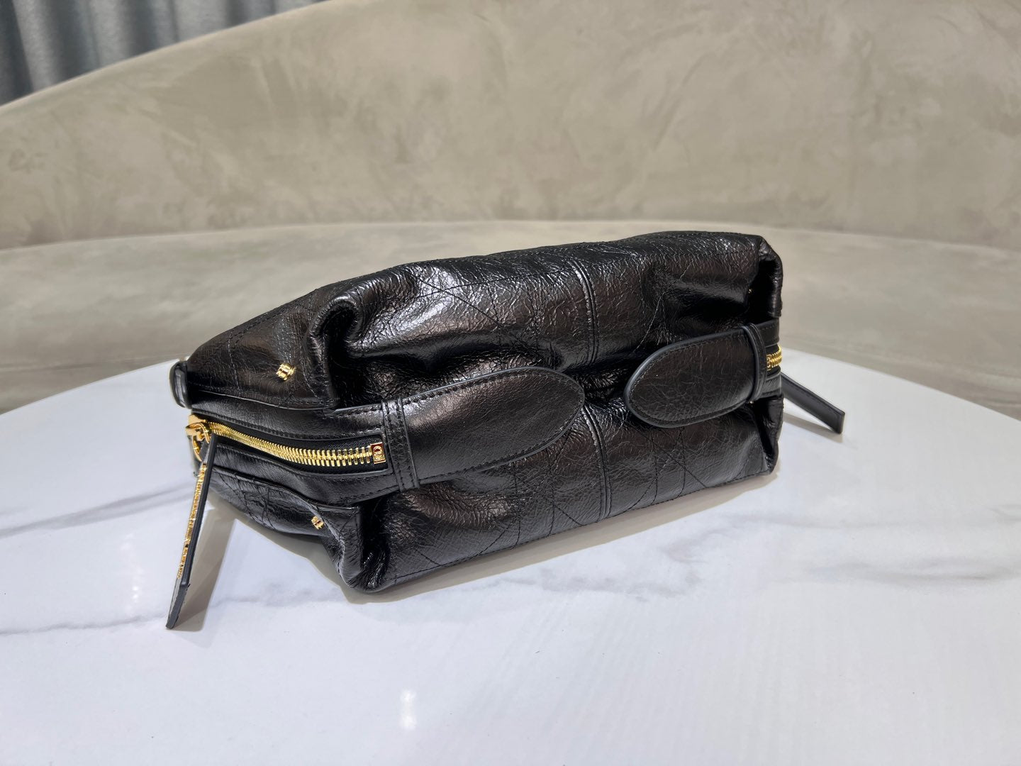 CD Hobo Bag 23 With Chain Black Wrinkled Calfskin mysite