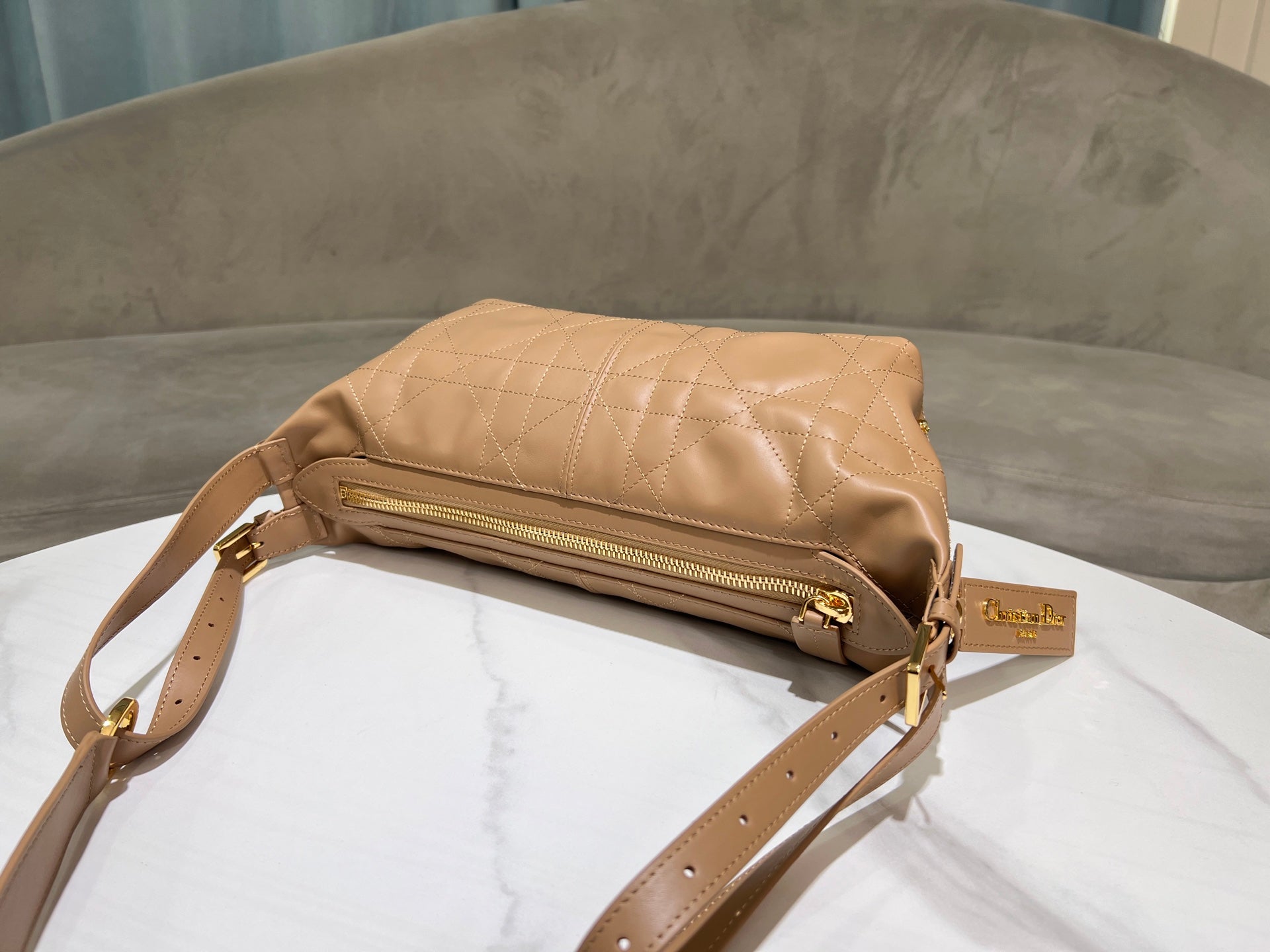 CD Hobo Bag 23 With Chain Nude Pink-Beige Calfskin mysite