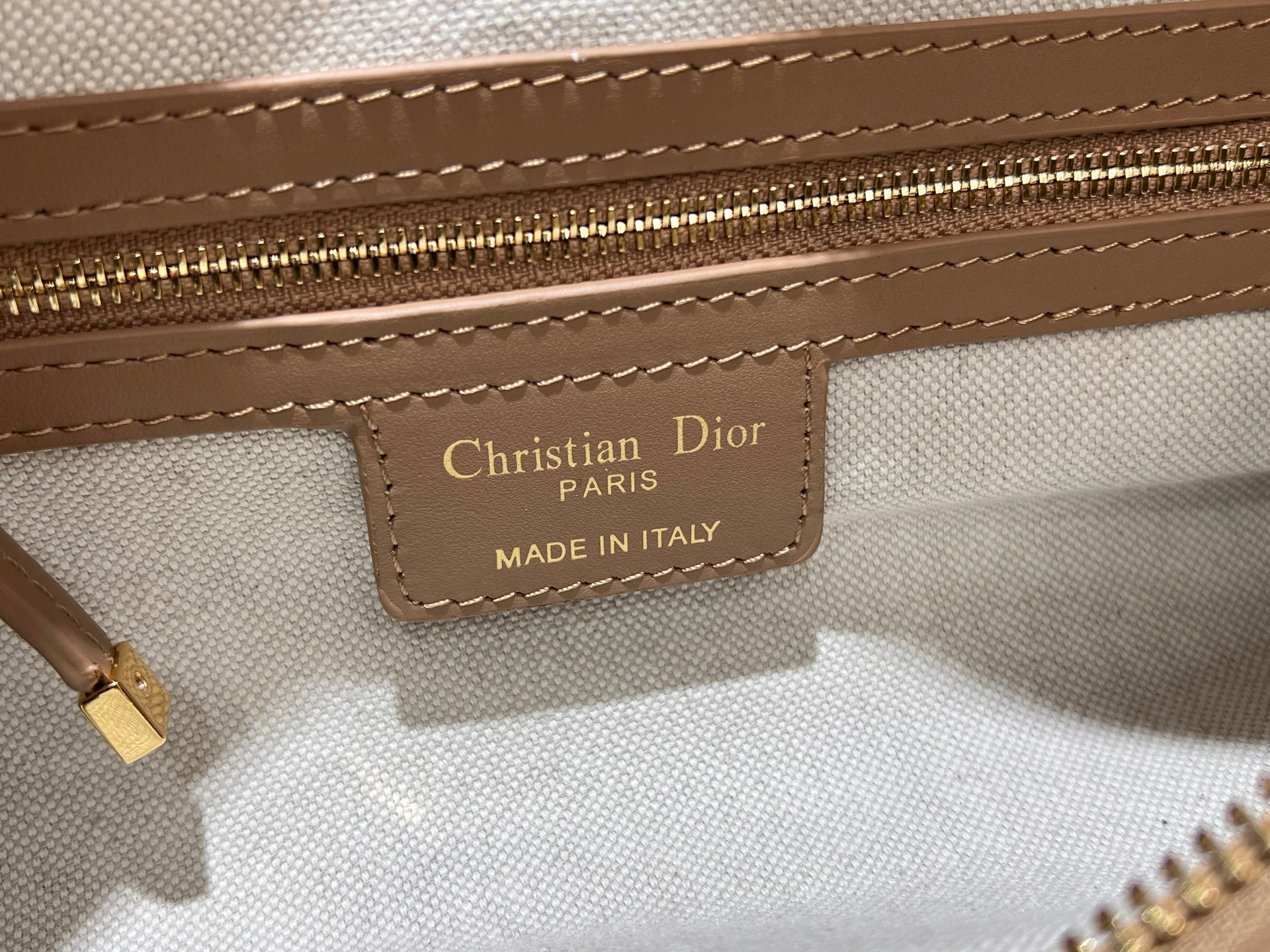 CD Hobo Bag 23 With Chain Nude Pink-Beige Calfskin mysite