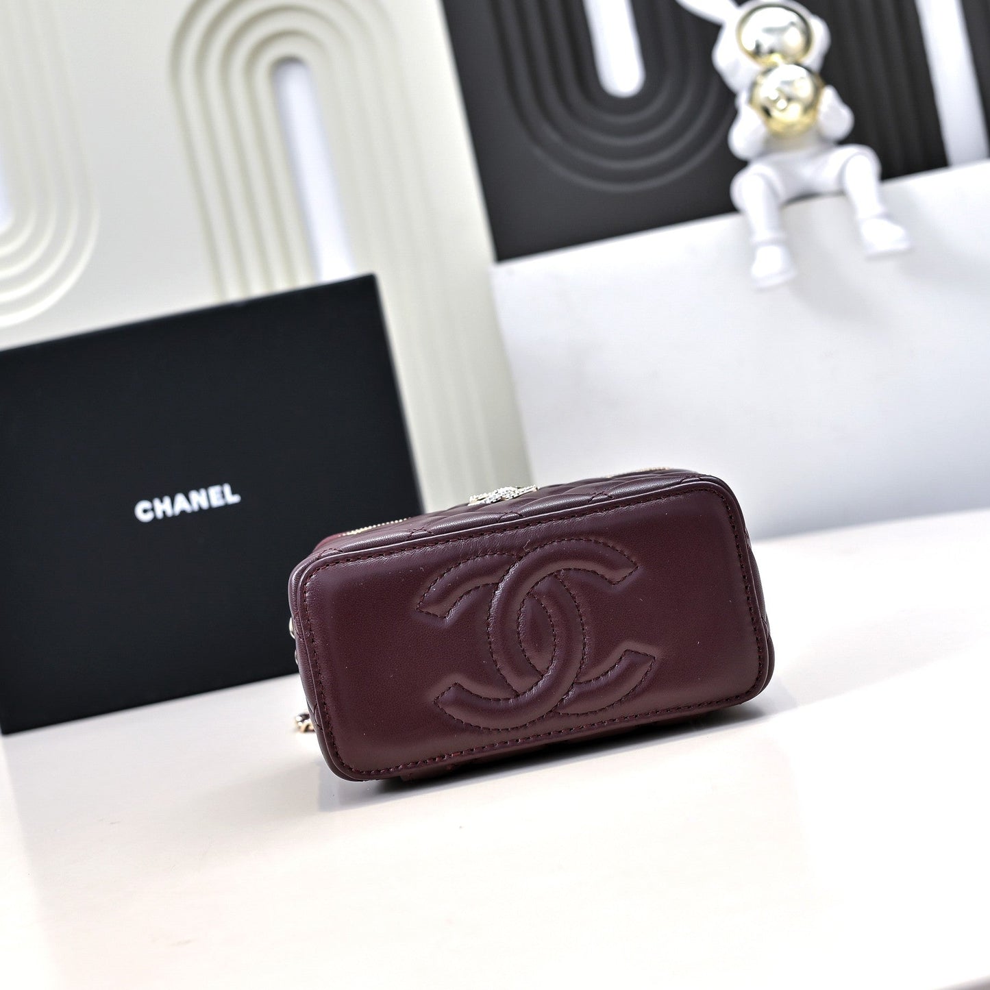 CC 24K Vanity Top Handle 17cm Burgundy Lambskin Silver Hardware mysite
