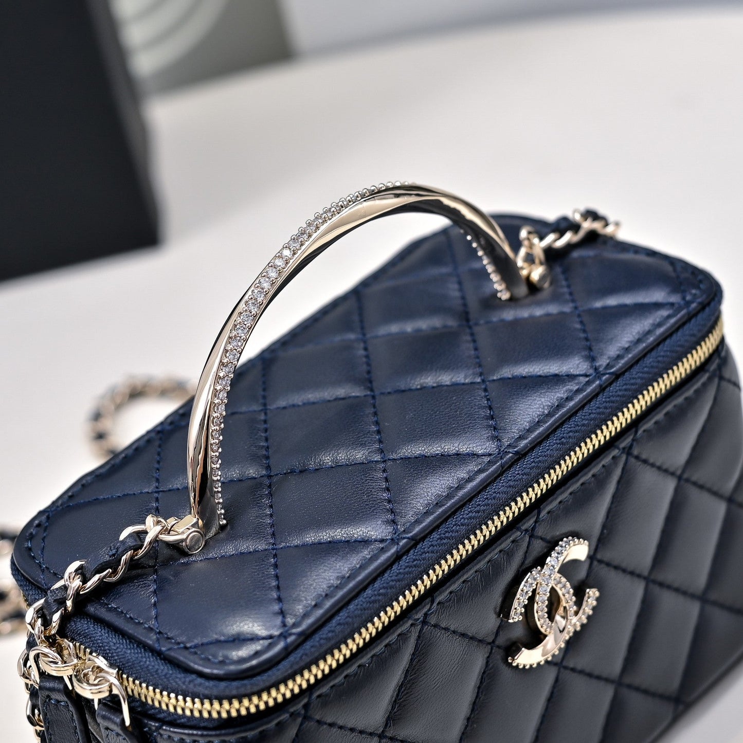 CC 24K Vanity Top Handle 17cm Blue Lambskin Silver Hardware mysite