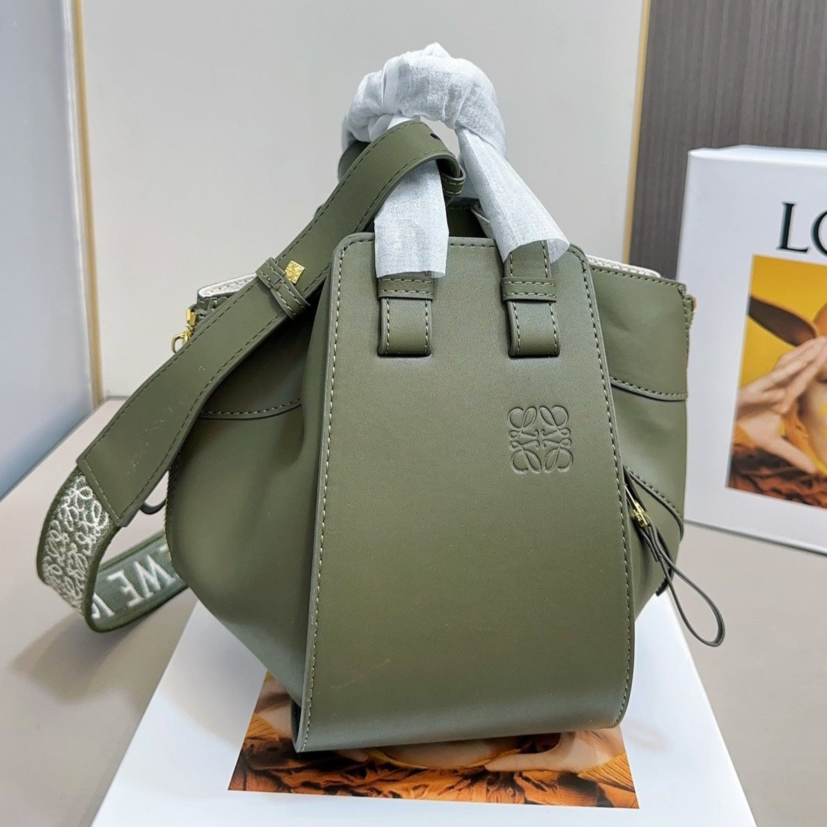 LOE COMPACT HAMMOCK 24 BAG IN OLIVE MELLOW CALFSKIN AND CANVAS mysite