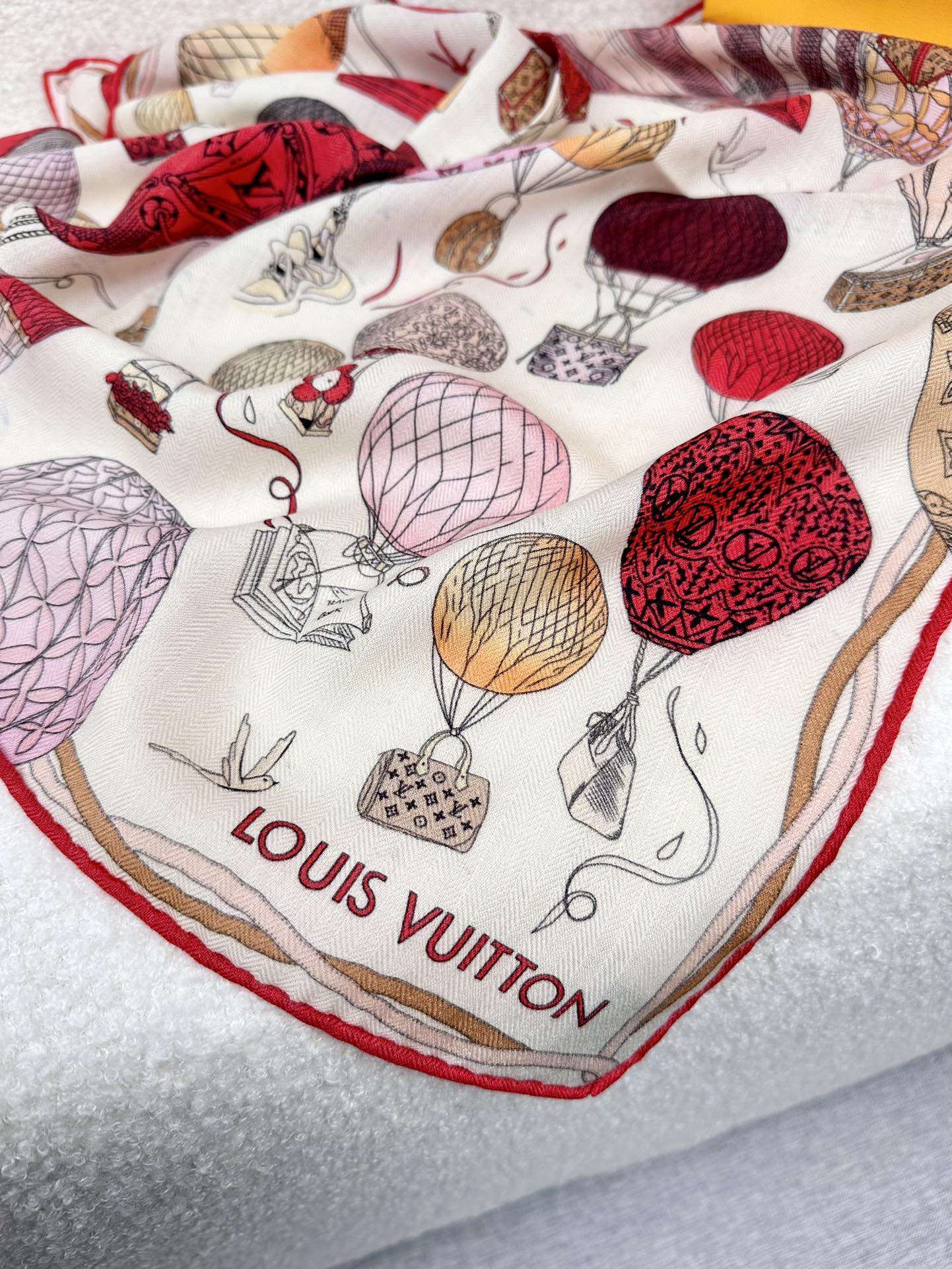 UP AND AWAY 70 CM SQUARE SILK SCARF COLORFUL 399801 mysite