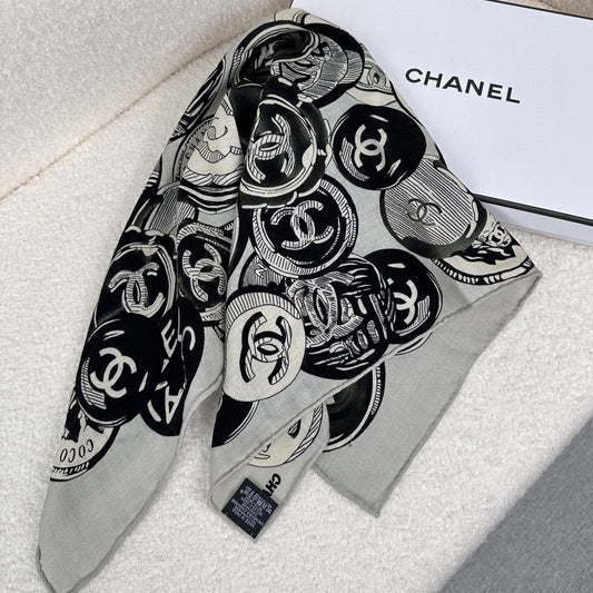 SQUARE SCARF 70 CM IN BLACK MIX WHITE CASHMERE AND SILK 399803 mysite