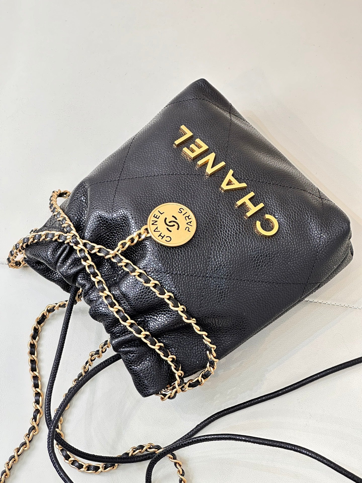 CC 22 Hobo Bag 19cm Black Grained Calfskin Gold Hardware mysite