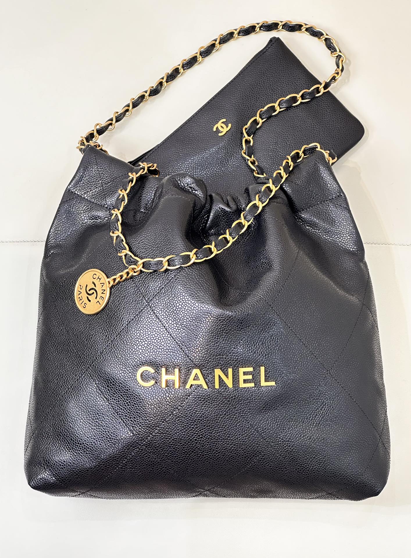 CC 22 Hobo Bag 35cm Black Grained Calfskin Gold Hardware mysite