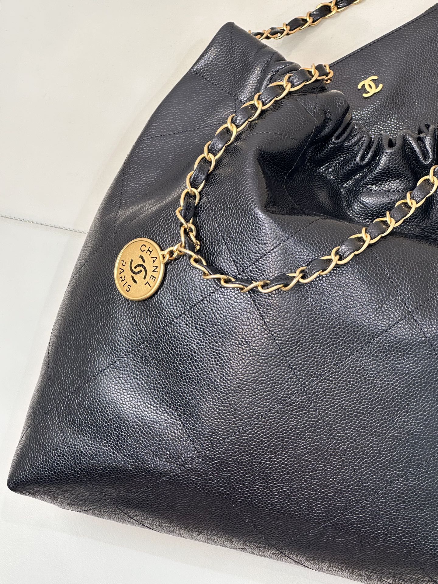 CC 22 Hobo Bag 42cm Black Grained Calfskin Gold Hardware mysite