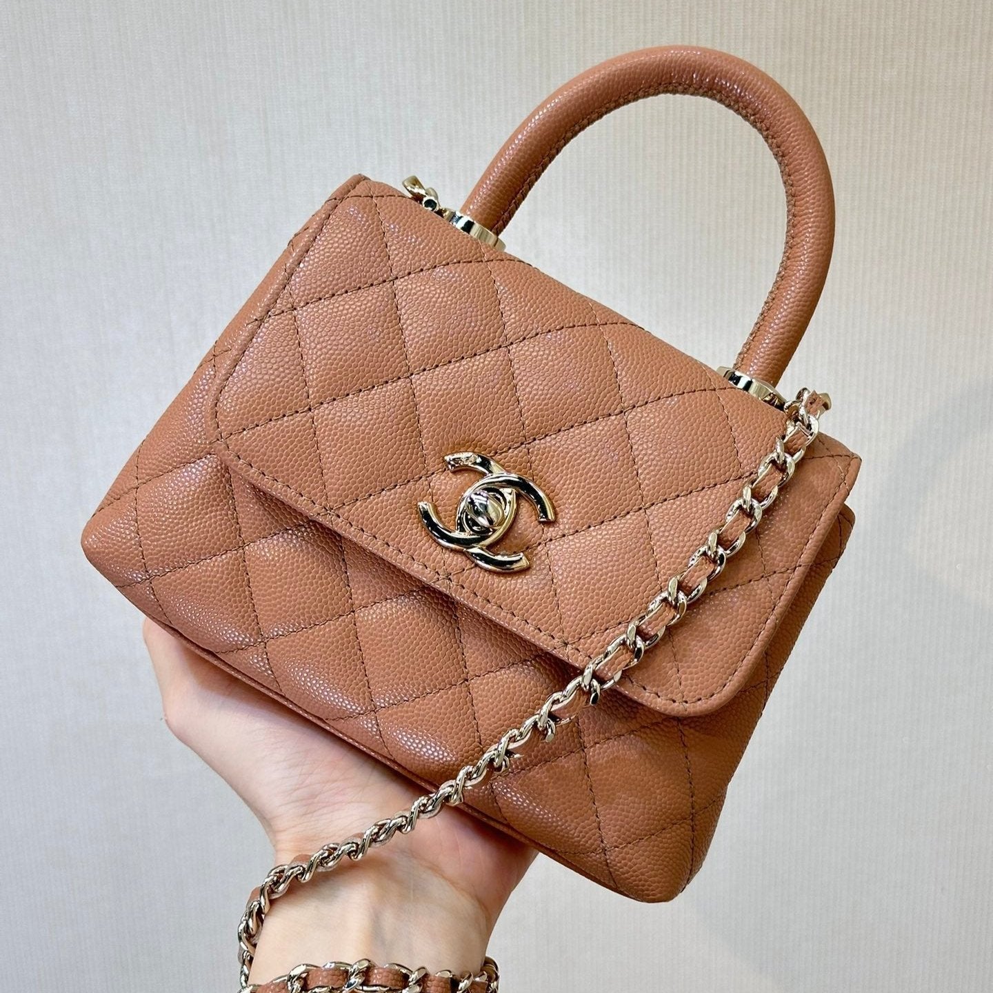 CC 24K Coco Handle Nano 14.5cm Begie Grained Calfskin Gold Hardware mysite