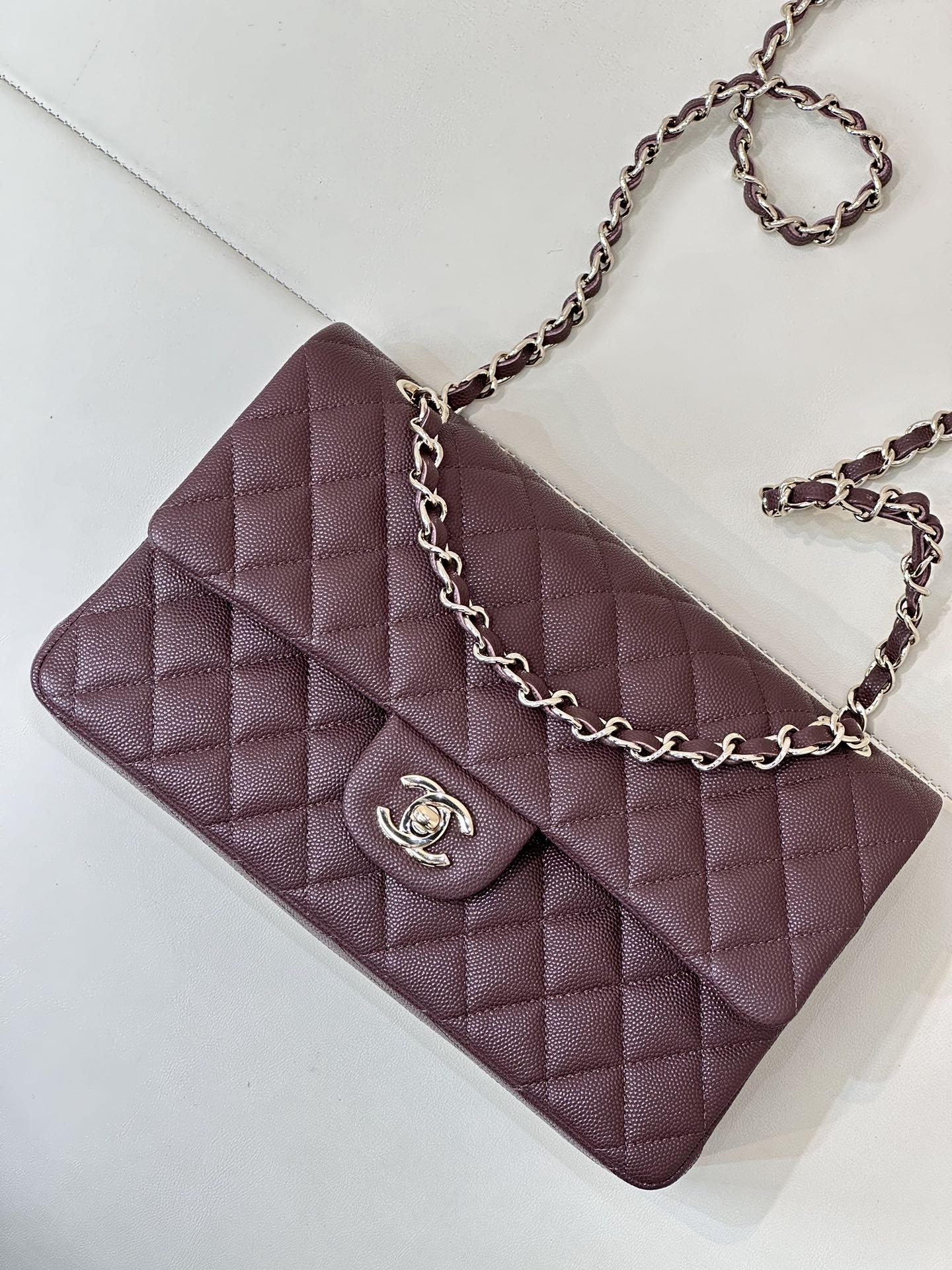 CLASSIC FLAP 23CM BURGUNDY CAVIAR LIGHT GOLD HARDWARE mysite