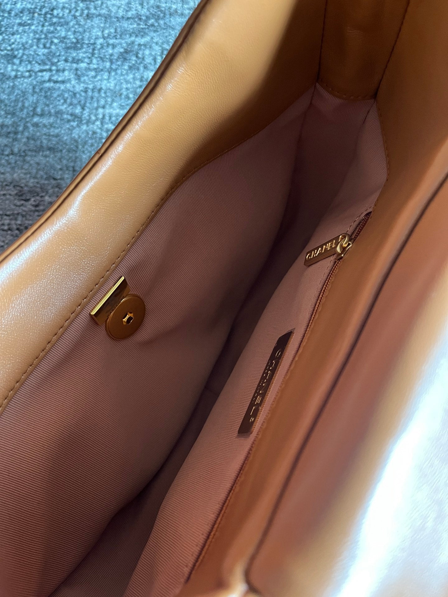 HOBO BAG 23 IN BRONZE BROWN LAMBSKIN GOLD MIX SILVER HARDWARE mysite