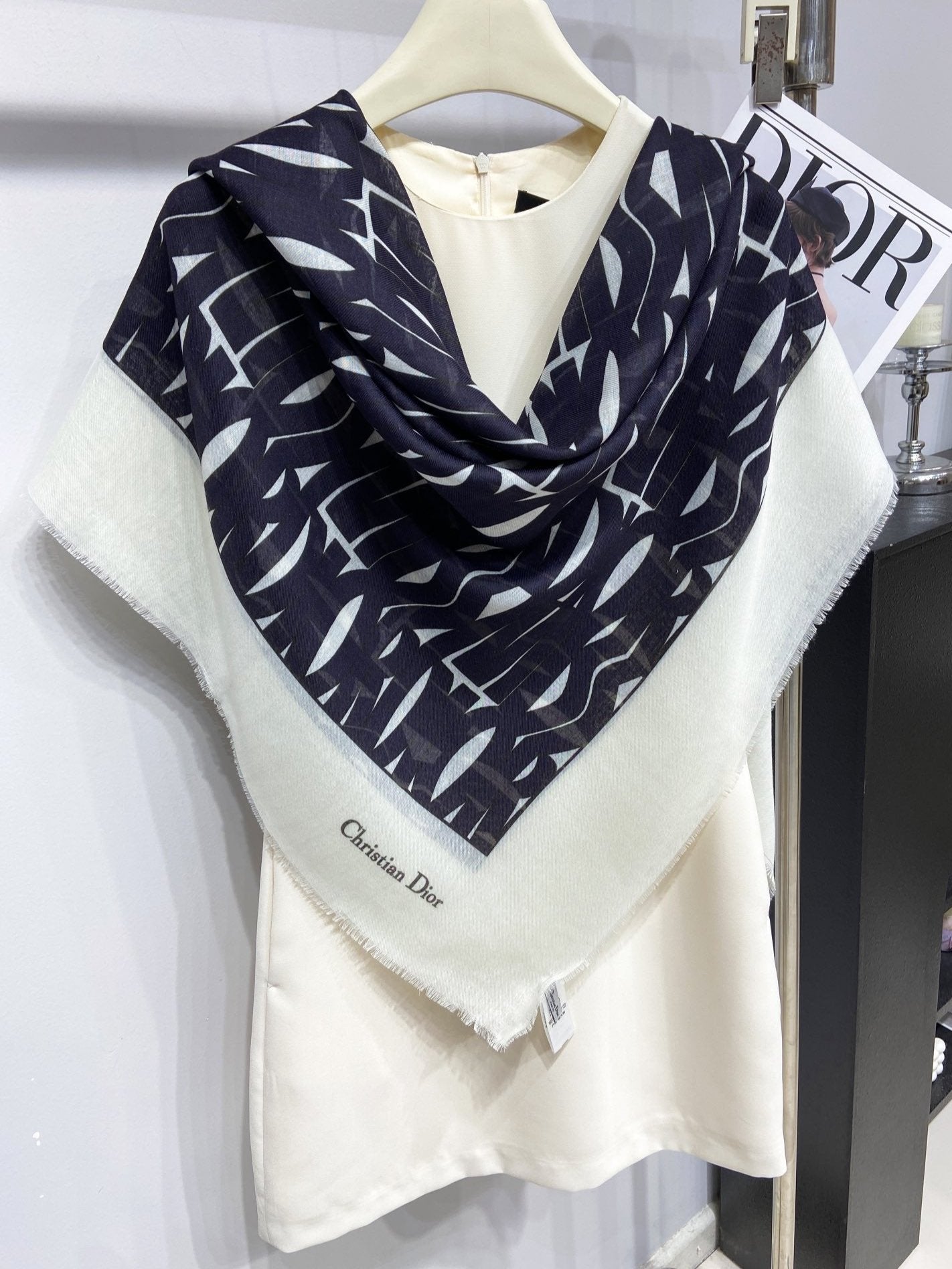MISS DIOR ALLOVER SHAWL 140 CM IN BLACK MIX WHITE SILK CASHMERE 411629 mysite