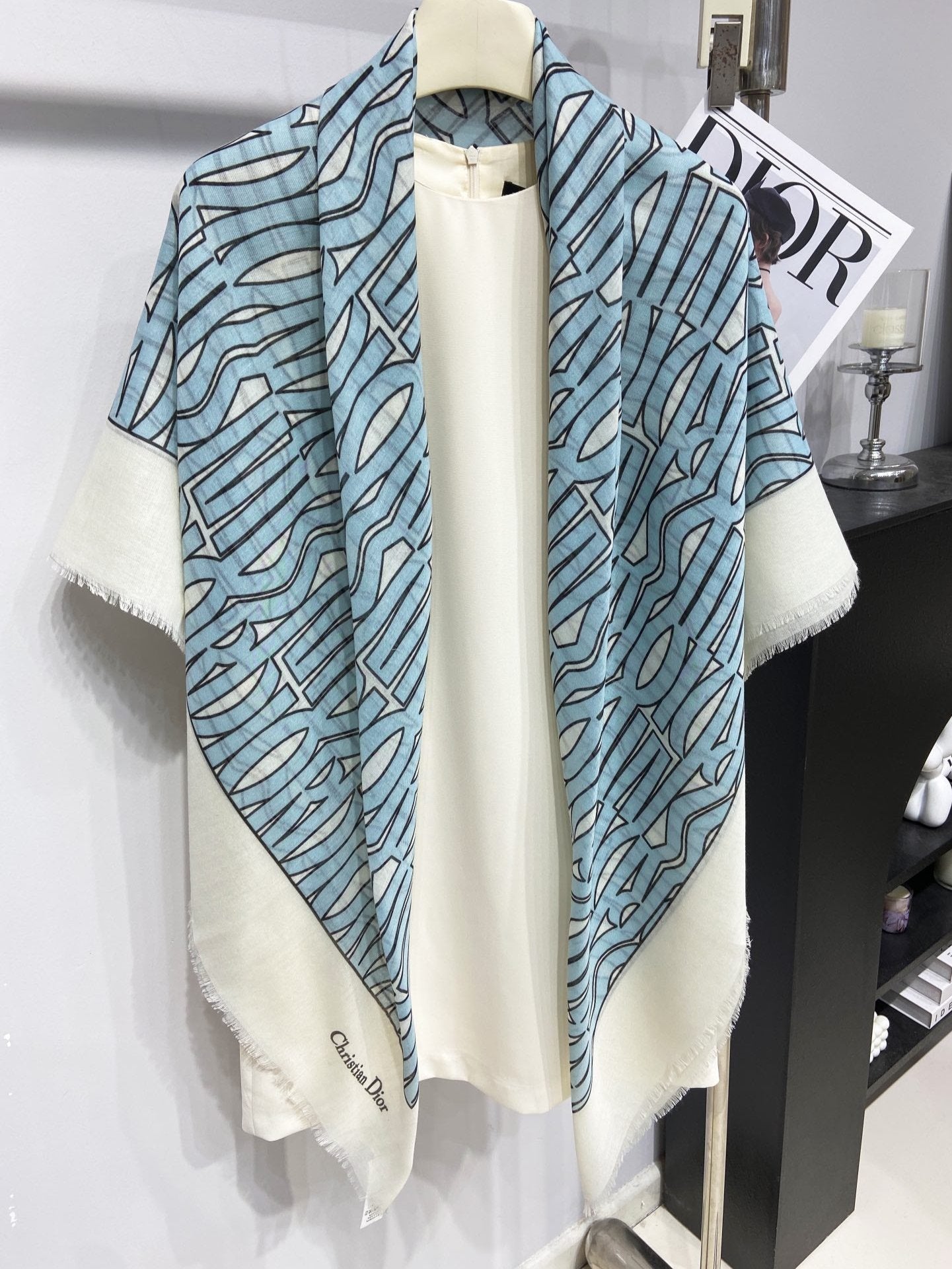 MISS DIOR ALLOVER SHAWL 140 CM IN POWDER BLUE MIX WHITE SILK CASHMERE 411630 mysite