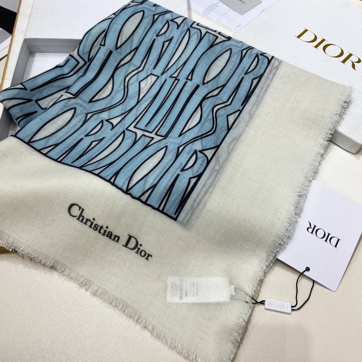 MISS DIOR ALLOVER SHAWL 140 CM IN POWDER BLUE MIX WHITE SILK CASHMERE 411630 mysite