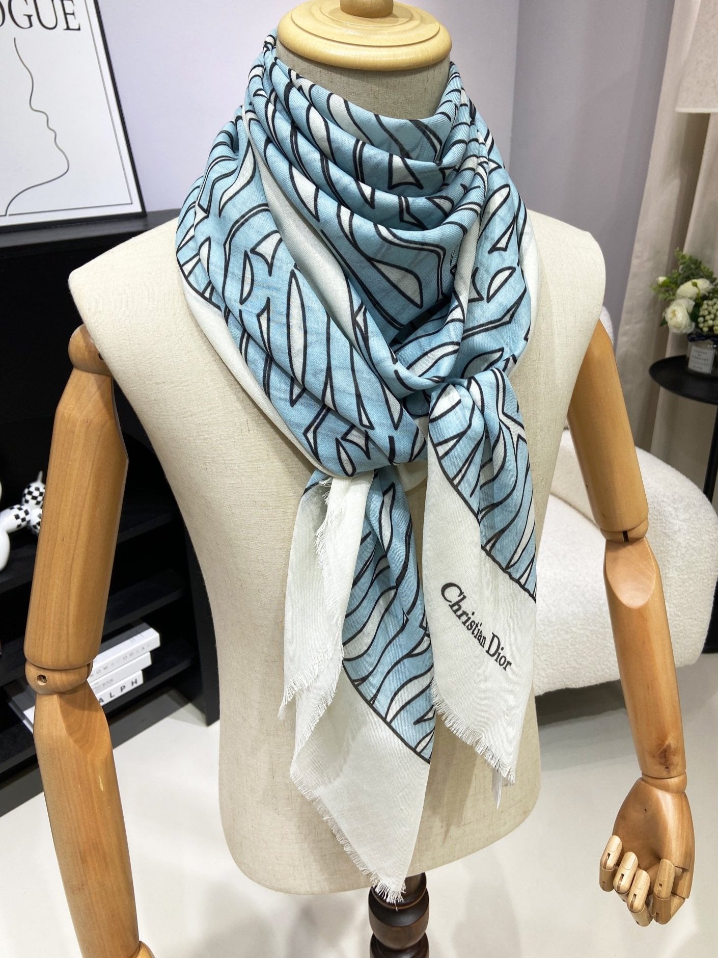 MISS DIOR ALLOVER SHAWL 140 CM IN POWDER BLUE MIX WHITE SILK CASHMERE 411630 mysite