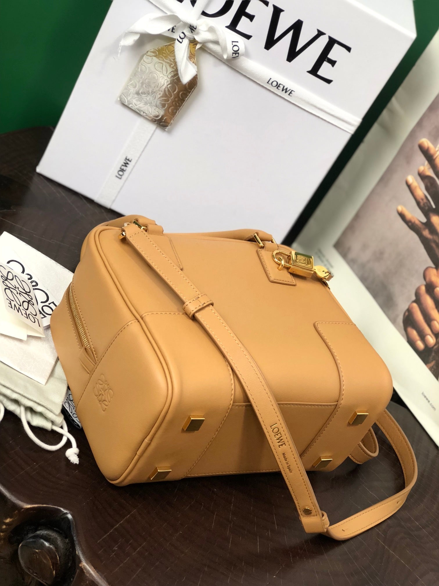 LOE AMAZONA 19 BAG IN WARM DESERT NAPPA CALFSKIN mysite