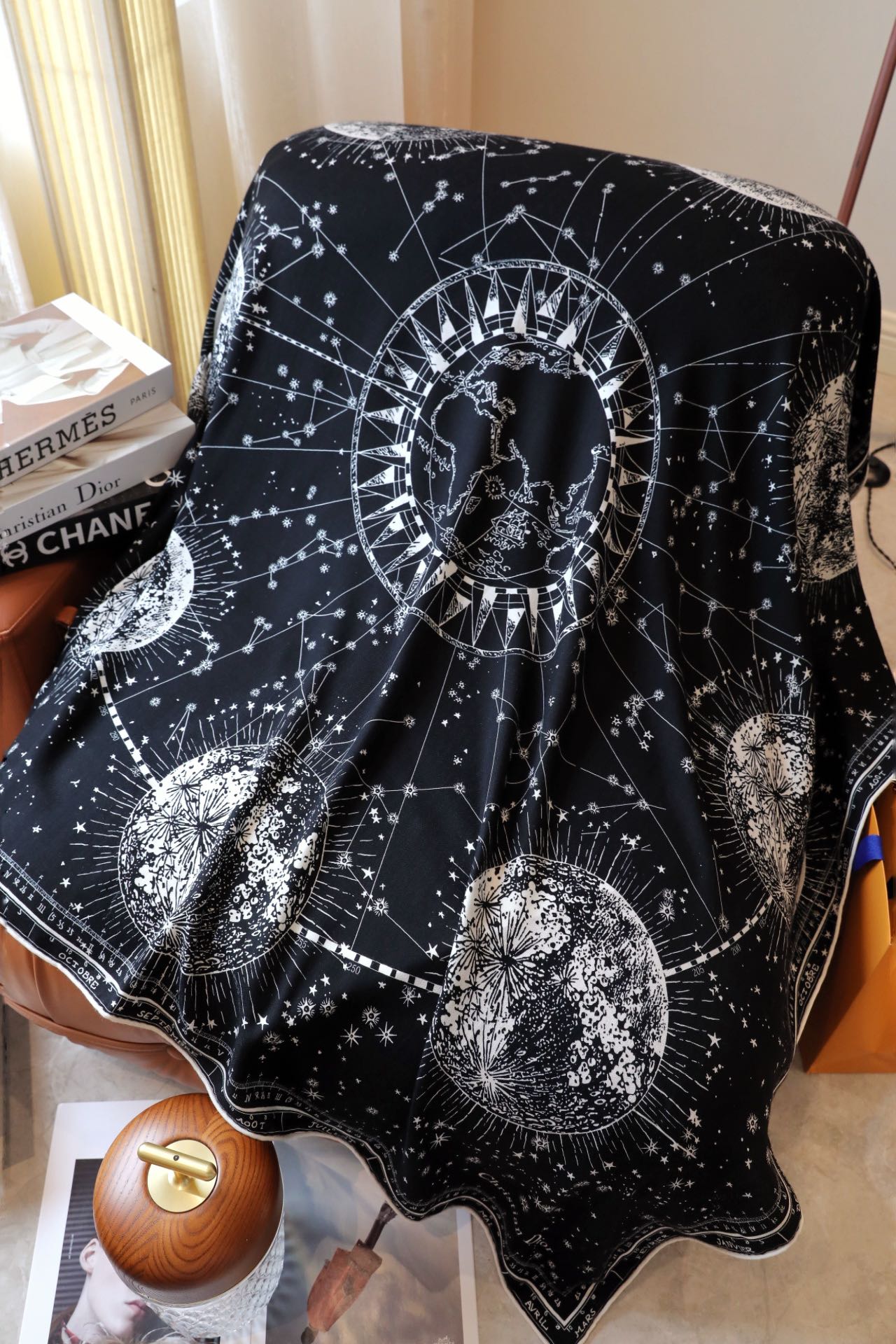 SQUARE SCARF 140 CM IN BLACK MIX WHITE MONOGRAM SILK 393136 mysite