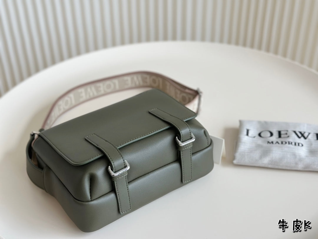 XS MILITARY MESSENGER 23 BAG IN DARK KHAKI GREEN CALFSKIN mysite